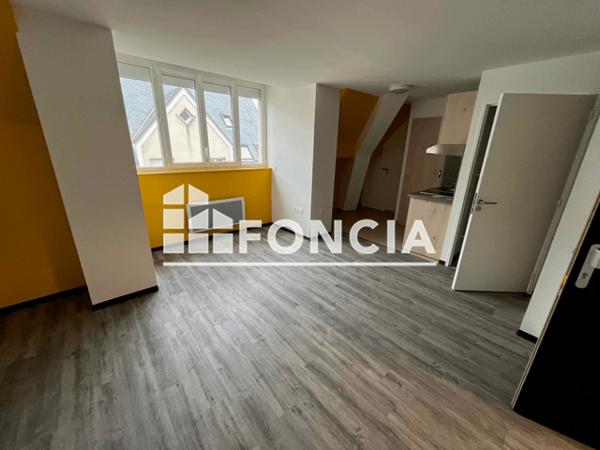 Location Studio 29 m² - 2 RUE LE FULTON Bourges 18000