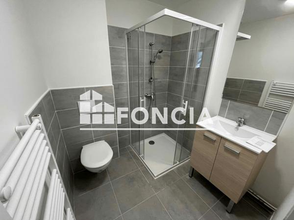 Location Studio 29 m² - 2 RUE LE FULTON Bourges 18000
