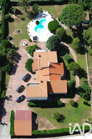 Maison à vendre 6 pièces 280 m² Saint-Estève