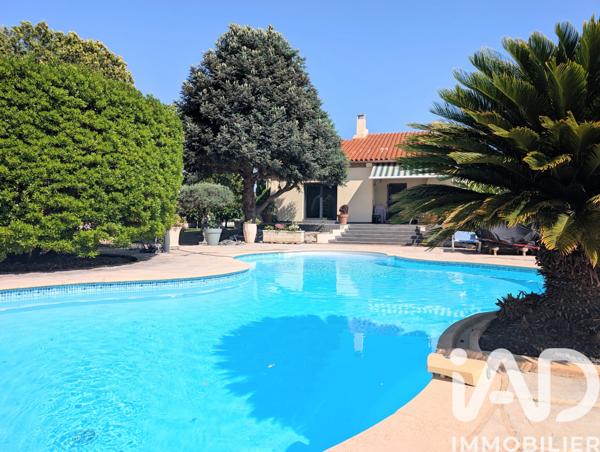 Maison à vendre 6 pièces 280 m² Saint-Estève