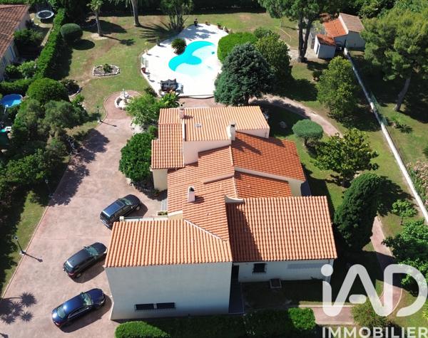 Maison à vendre 6 pièces 280 m² Saint-Estève