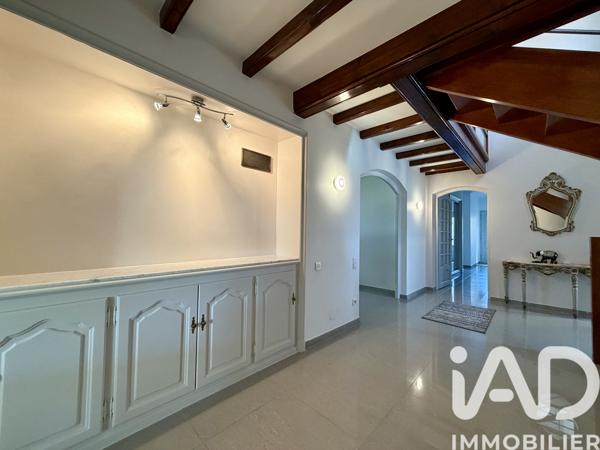 Maison à vendre 6 pièces 280 m² Saint-Estève
