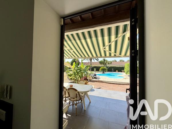 Maison à vendre 6 pièces 280 m² Saint-Estève