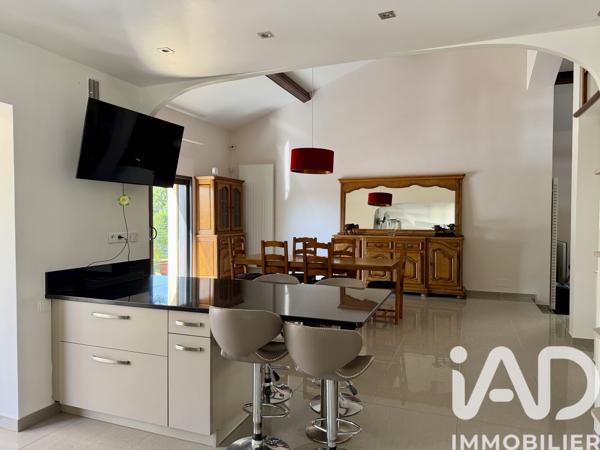 Maison à vendre 6 pièces 280 m² Saint-Estève