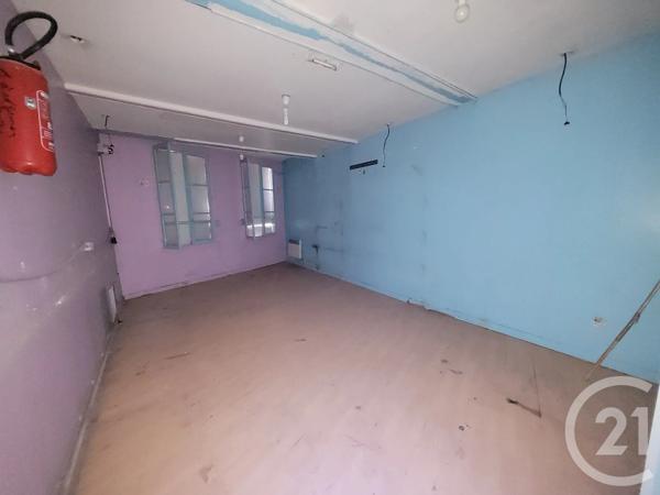 Immeuble à vendre  130 m 2   COMPIEGNE  - 60