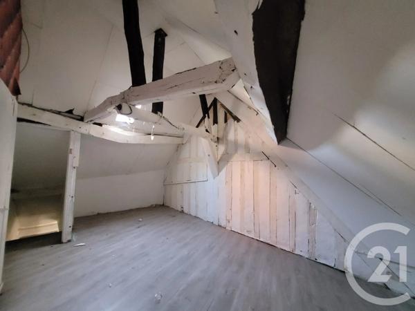 Immeuble à vendre  130 m 2   COMPIEGNE  - 60
