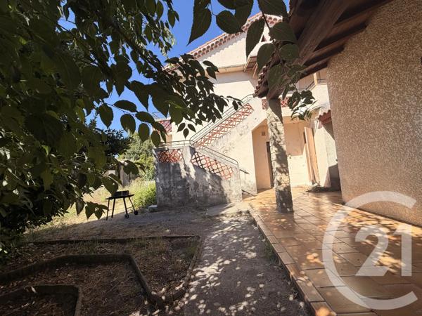 Immeuble à vendre  162,23 m 2   ALES  - 30