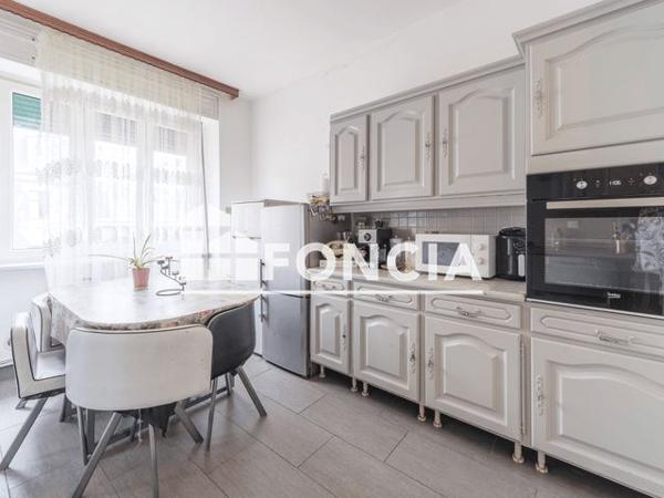 Location Appartement 4 pièces 71 m² - 17 Rue Lefebvre Mulhouse 68100