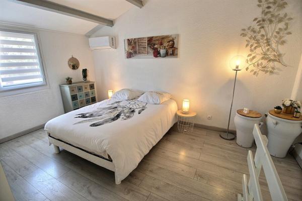 A VENDRE VILLA A LA PLAGE DE TYPE F3/4 aAVEC PLACE DE PARKING