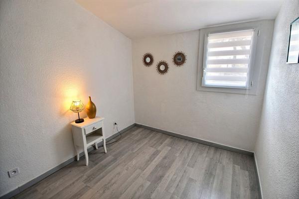 A VENDRE VILLA A LA PLAGE DE TYPE F3/4 aAVEC PLACE DE PARKING