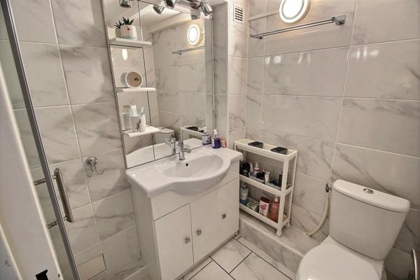 A VENDRE VILLA A LA PLAGE DE TYPE F3/4 aAVEC PLACE DE PARKING