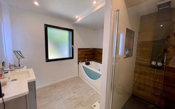 Maison à vendre    7 pièces •  Plougastel-Daoulas