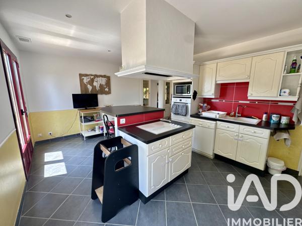 Maison à vendre 5 pièces 155 m² Châtillon-sur-Thouet