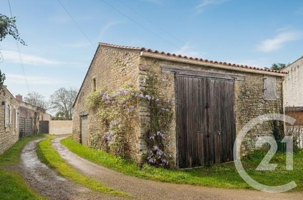 Maison à vendre  1 pièce - 67 m2 ST VINCENT SUR JARD - 85