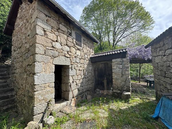 Authentique maison de hameau typiquement ardéchoise ? EN EXCLUSIVITÉ