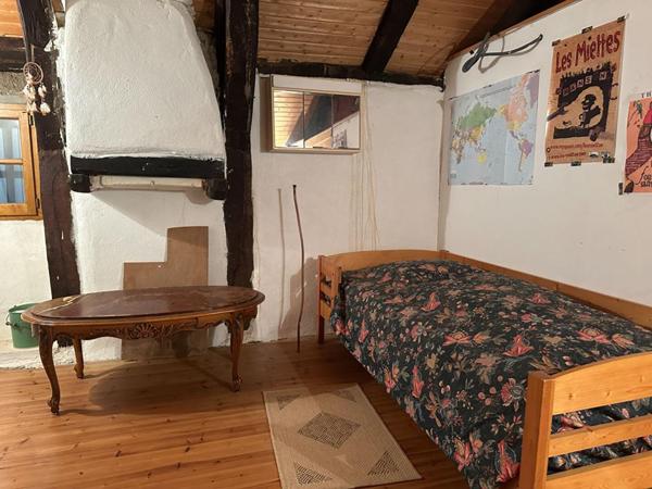 Authentique maison de hameau typiquement ardéchoise ? EN EXCLUSIVITÉ