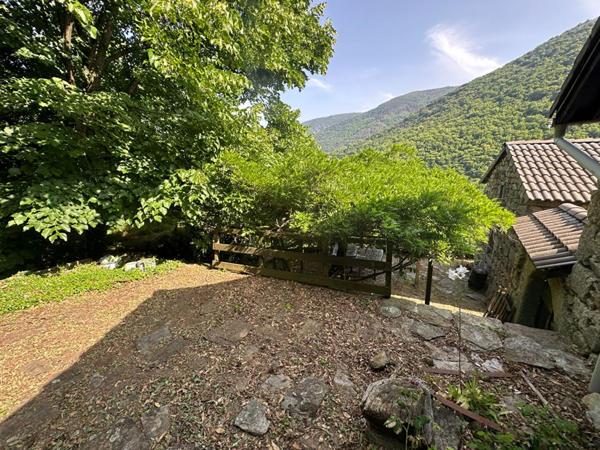 Authentique maison de hameau typiquement ardéchoise ? EN EXCLUSIVITÉ