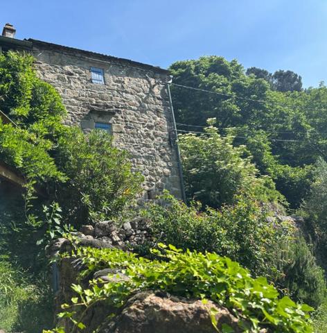 Authentique maison de hameau typiquement ardéchoise ? EN EXCLUSIVITÉ