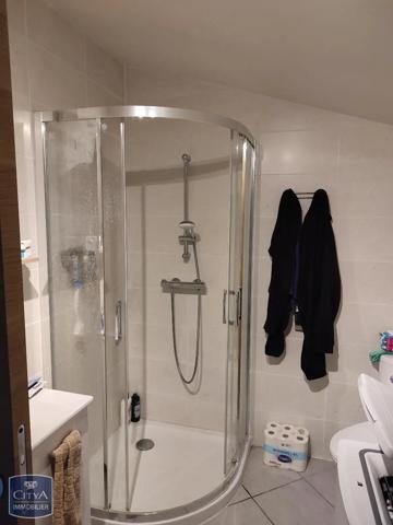Maison à louer 3 pièces 51m² Yronde-et-Buron (63270)