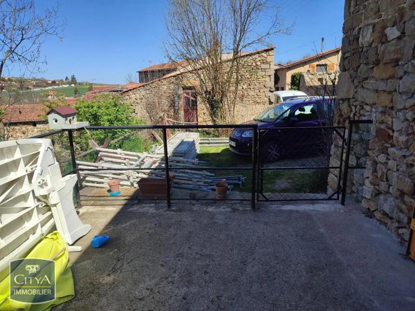 Maison à louer 3 pièces 51m² Yronde-et-Buron (63270)