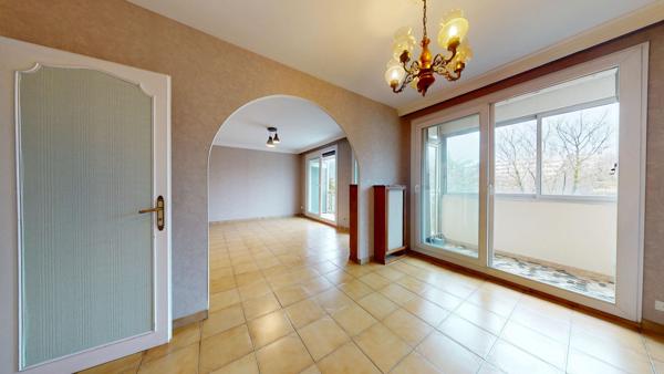 Appartement Eybens 3 pièce(s) 73 m2
