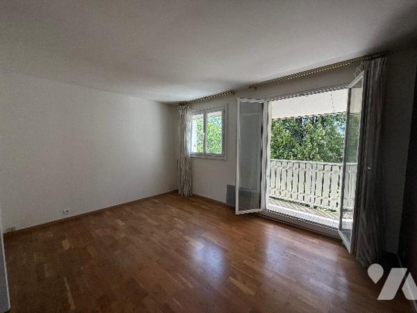 Corbas – Maison T3 / 4 de 80 m² avec jardin arboré, terrasse et garage