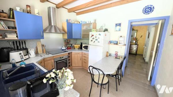 RARE CUSSET  quartier résidentiel Villa T6 de 161m² hab avec Parc, Piscine et Garage Double
