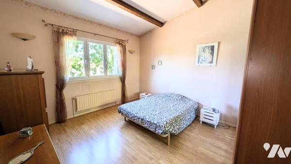 RARE CUSSET  quartier résidentiel Villa T6 de 161m² hab avec Parc, Piscine et Garage Double