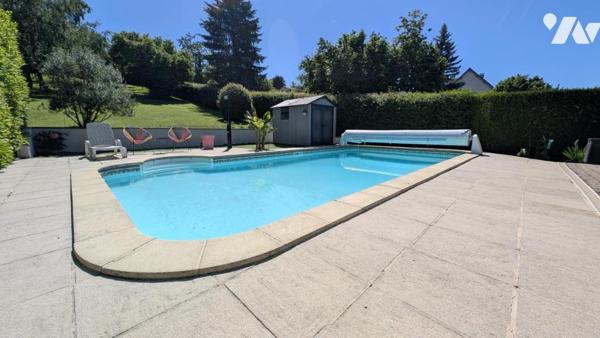 RARE CUSSET  quartier résidentiel Villa T6 de 161m² hab avec Parc, Piscine et Garage Double