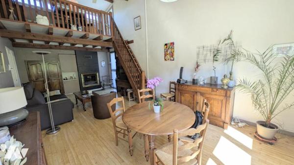 RARE CUSSET  quartier résidentiel Villa T6 de 161m² hab avec Parc, Piscine et Garage Double