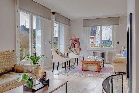Plescop centre à pied-Maison rénovée de 145 m2 avec vie de plain-pied.