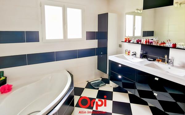 Maison à vendre    3 pièces •  Valigny