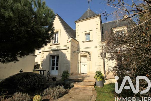 Maison à vendre 7 pièces 238 m² Villecresnes