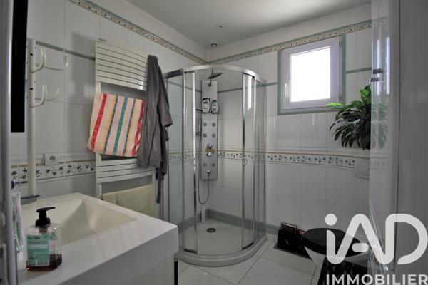 Maison à vendre 7 pièces 238 m² Villecresnes