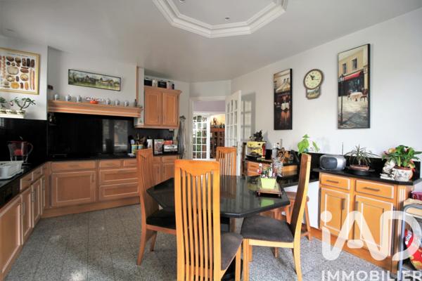 Maison à vendre 7 pièces 238 m² Villecresnes