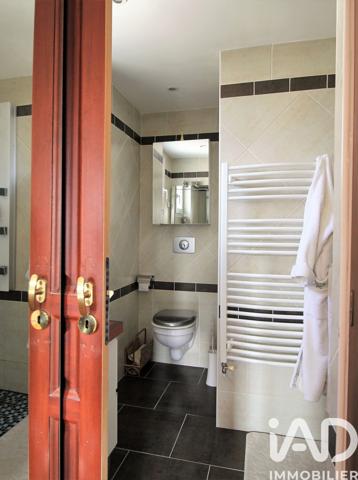 Maison à vendre 7 pièces 238 m² Villecresnes