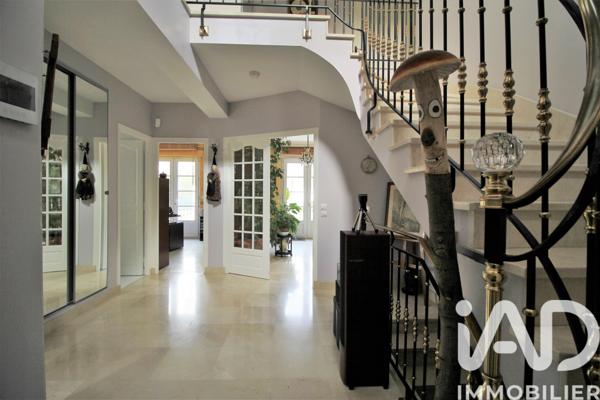 Maison à vendre 7 pièces 238 m² Villecresnes