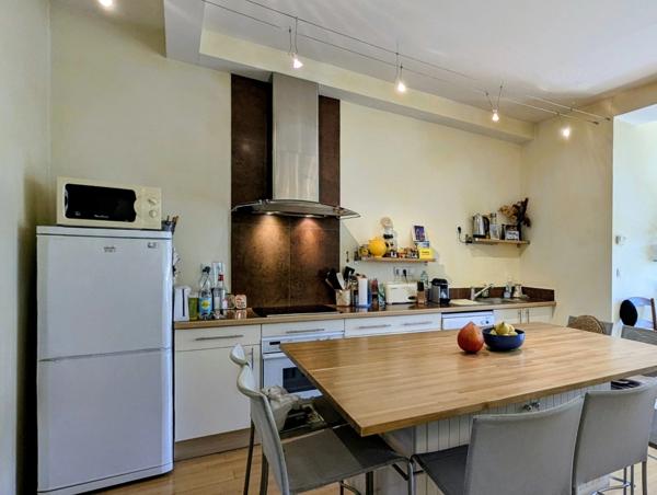 Maison à vendre 5 pièces, 4 chambres au calme à Bordeaux Caudéran.