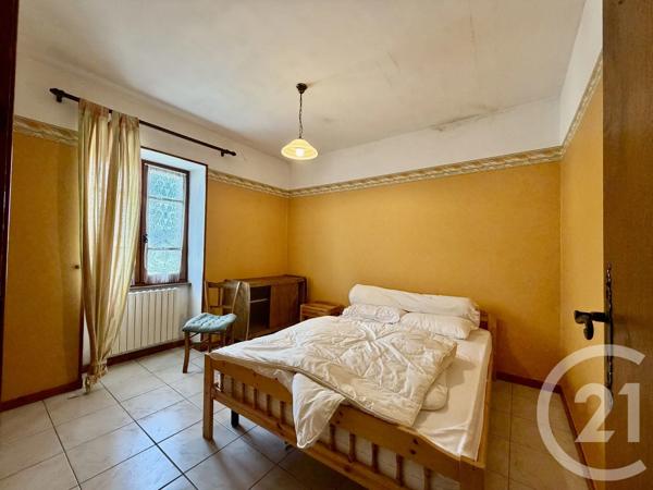 Maison à vendre  7 pièces - 137,40 m 2   AUBENAS  - 07