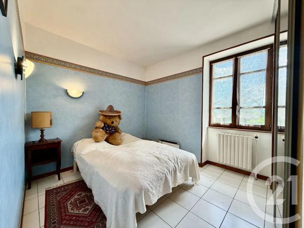 Maison à vendre  7 pièces - 137,40 m 2   AUBENAS  - 07
