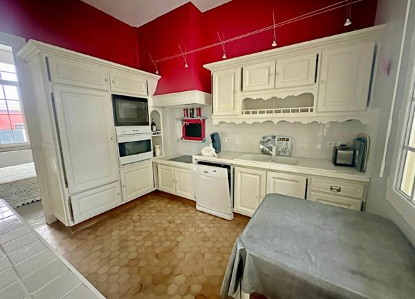 Immeuble à vendre    11 pièces • 252 m2 Berck