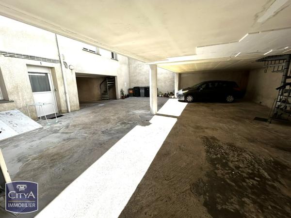 Immeuble à vendre 241.65m² Cambrai (59400)