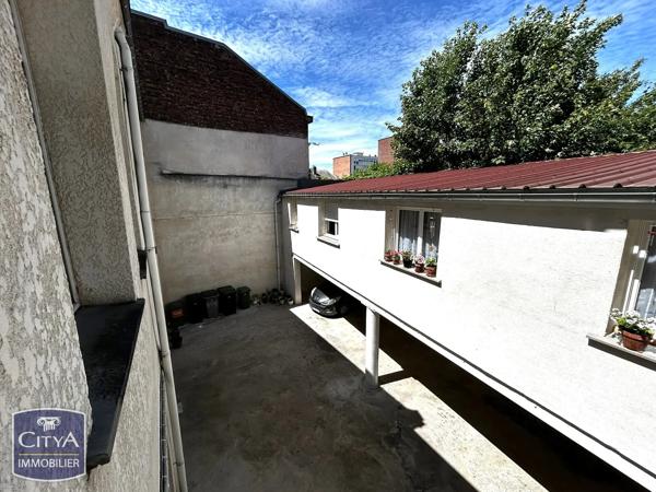 Immeuble à vendre 241.65m² Cambrai (59400)