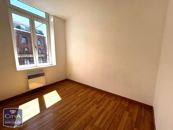 Immeuble à vendre 241.65m² Cambrai (59400)