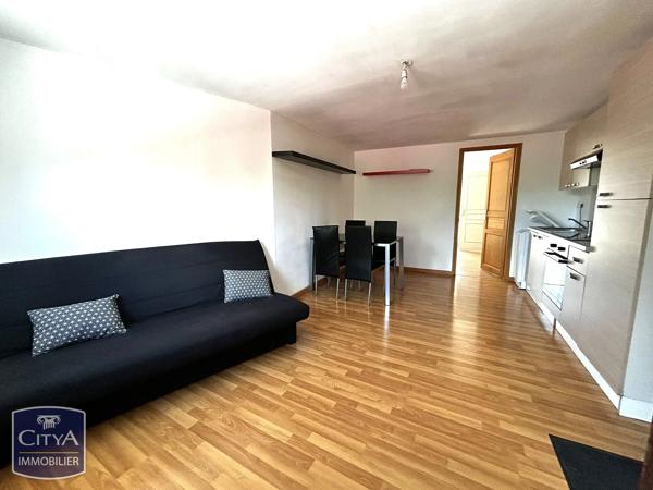 Immeuble à vendre 241.65m² Cambrai (59400)