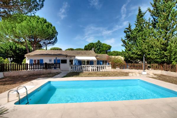 A VENDRE EN EXCLUSIVITE !  Maison Vidauban 4 pièces -107 m2- Terrain 2500m2- Piscine- Garage