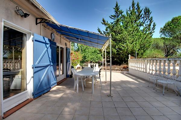 A VENDRE EN EXCLUSIVITE !  Maison Vidauban 4 pièces -107 m2- Terrain 2500m2- Piscine- Garage