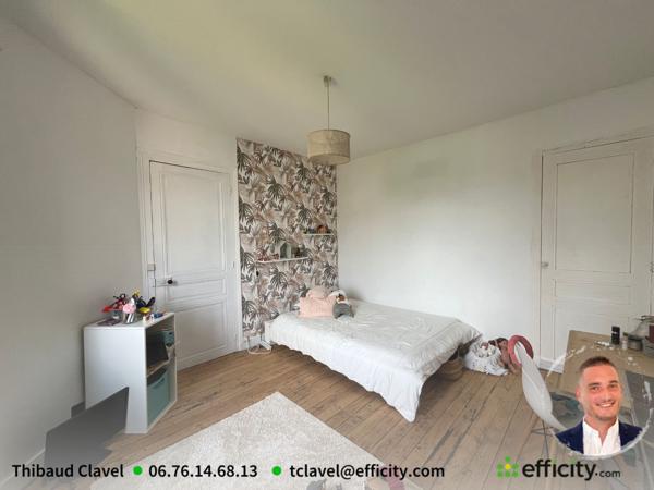 Maison 6 pièces - 240 m²