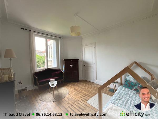 Maison 6 pièces - 240 m²