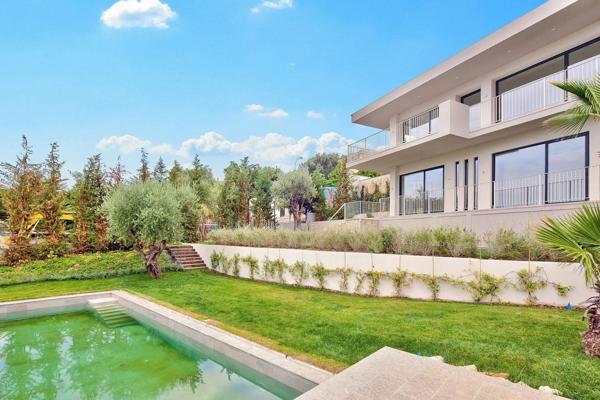 Vente Villa 6 pièces 185 m2 à Roquebrune-Cap-Martin